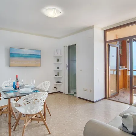 아파트 Aloha Amazing Sea Views At Carihuela *
